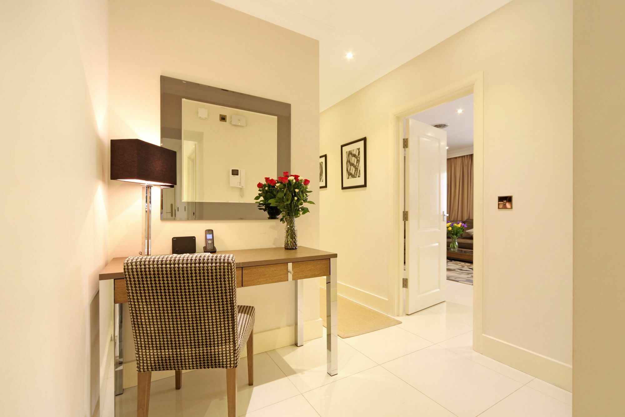 Ashburn Court Apartments Londra Esterno foto