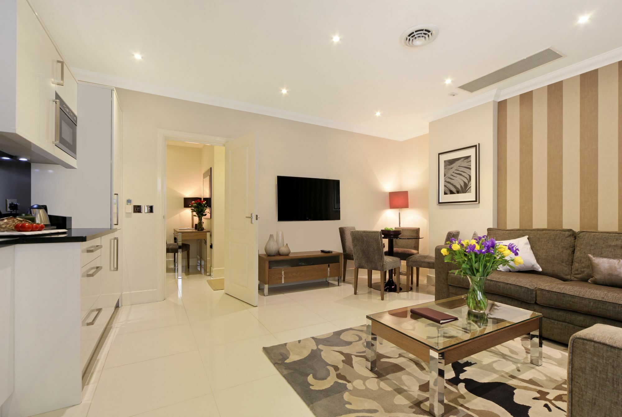Ashburn Court Apartments Londra Esterno foto